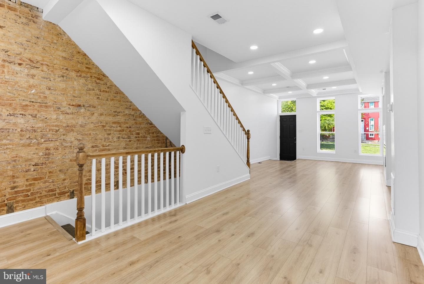 1315 N Broadway photo 23