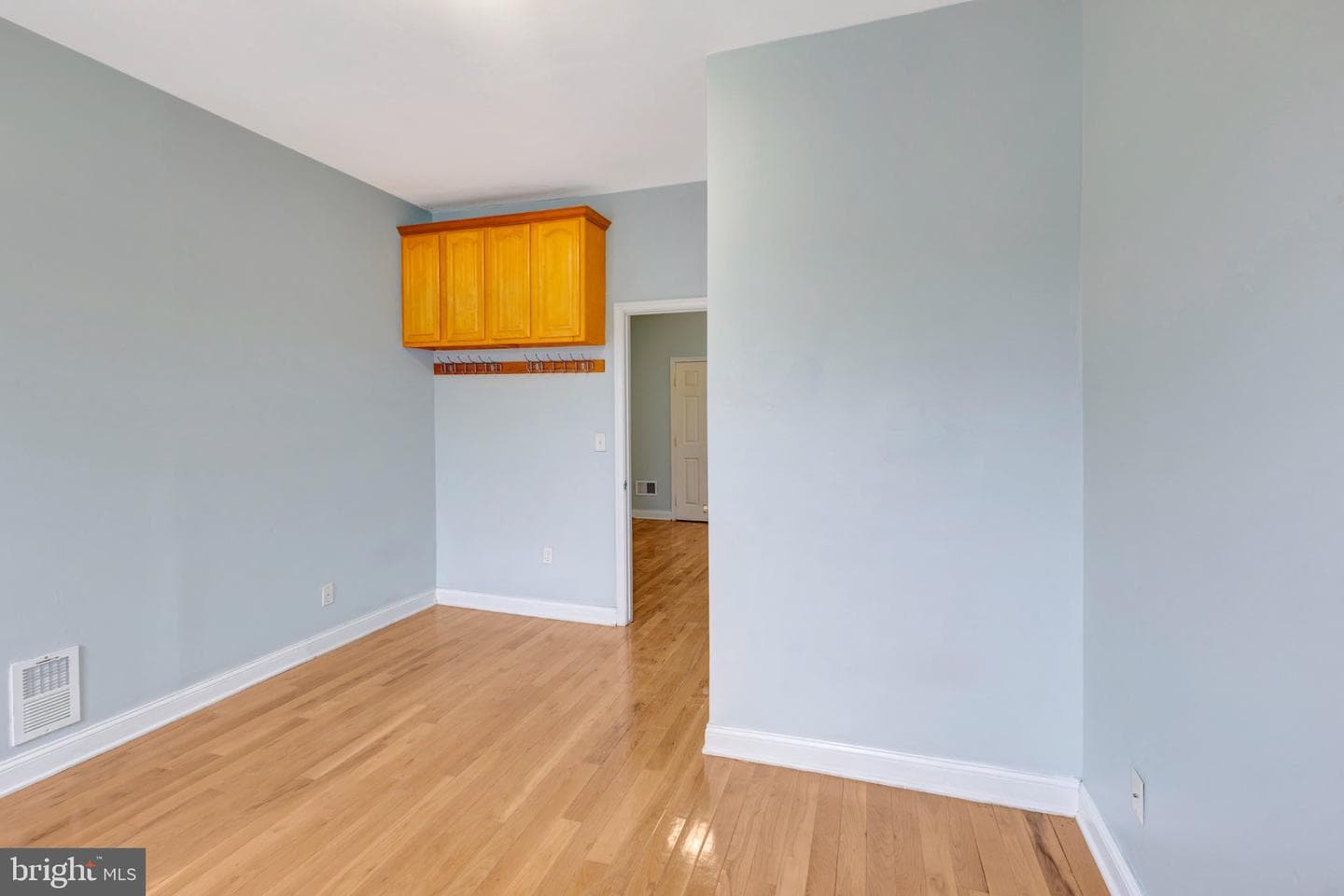 2425 Ashland Avenue photo 19