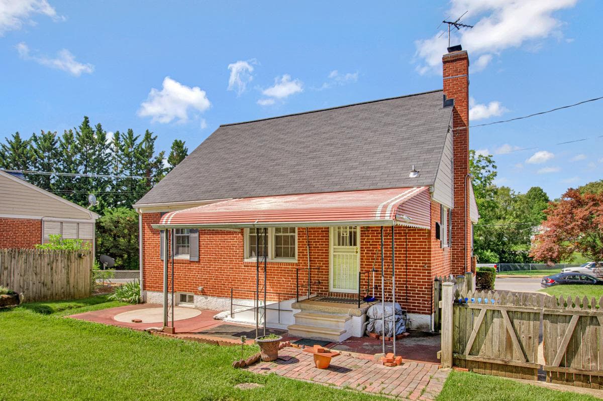 4708 Hamilton Avenue photo 29