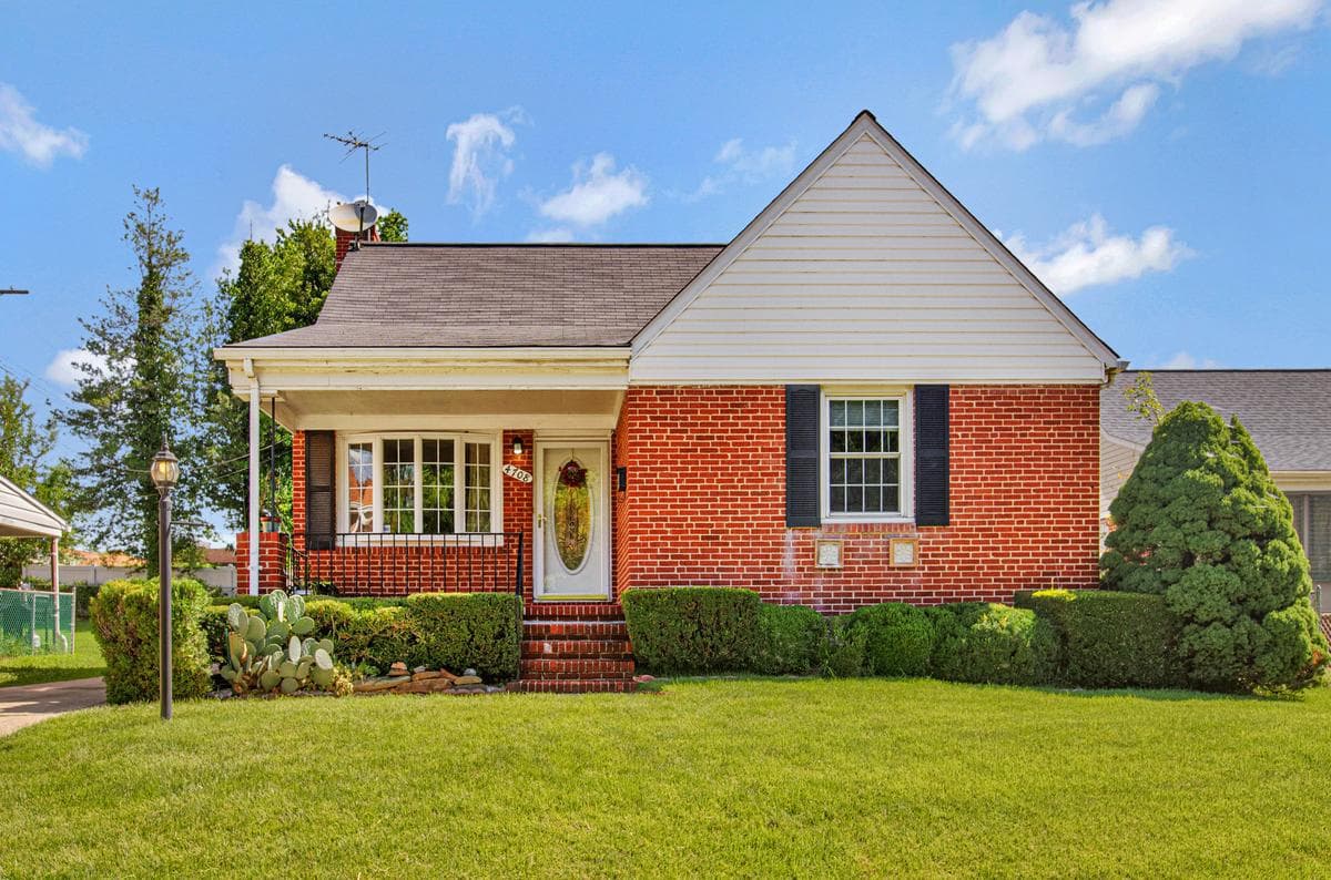4708 Hamilton Avenue photo 36
