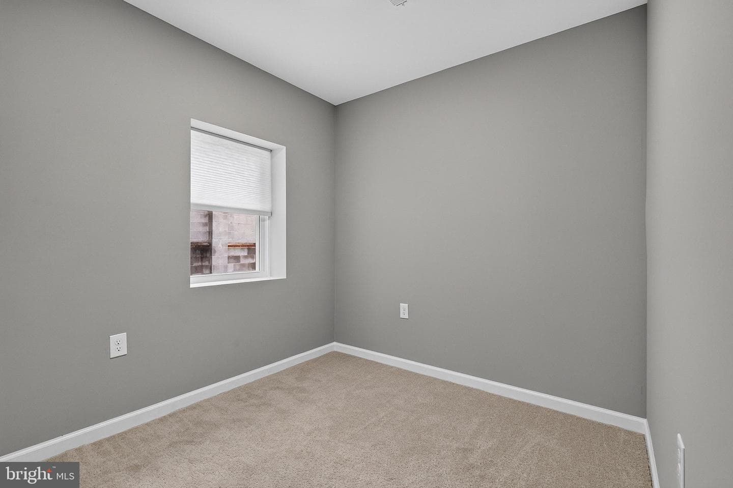1006 E Preston Street photo 10