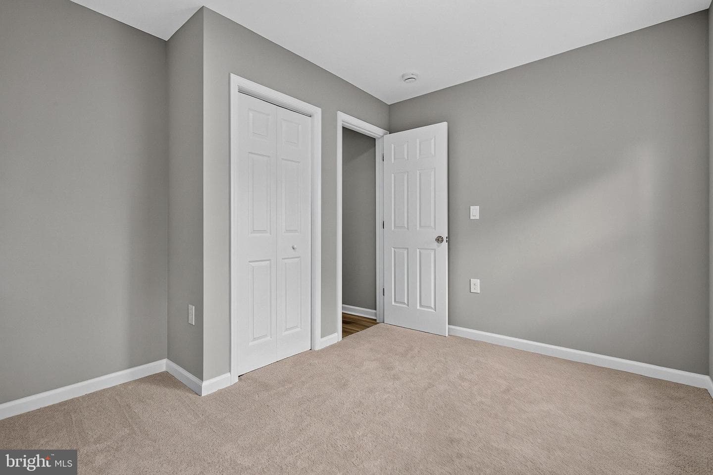 1006 E Preston Street photo 12