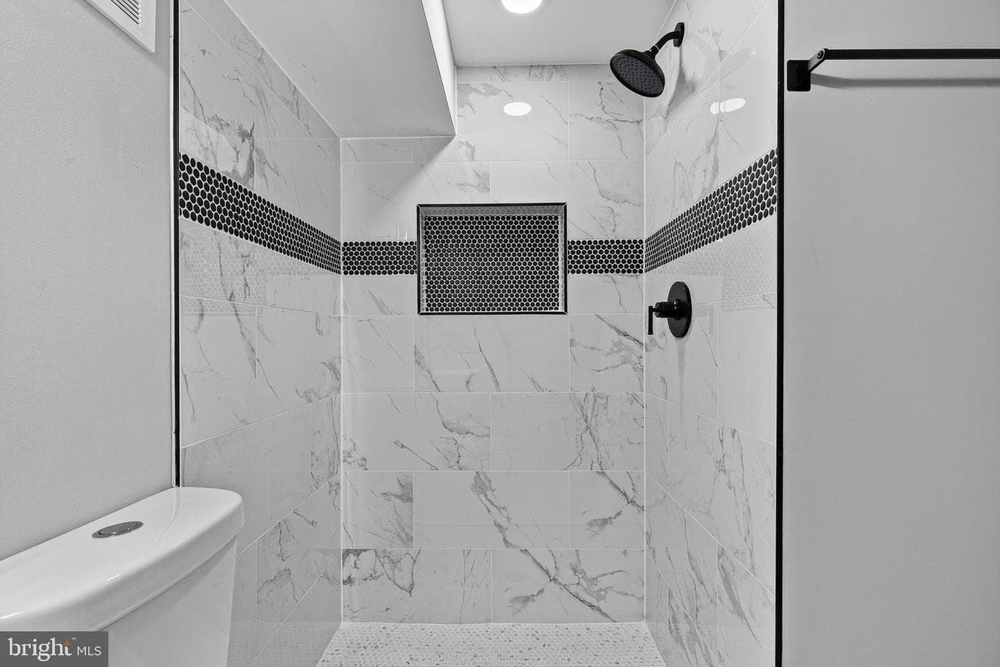 1006 E Preston Street photo 14