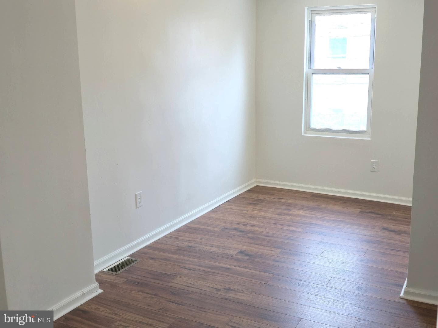 37 S Highland Avenue photo 9