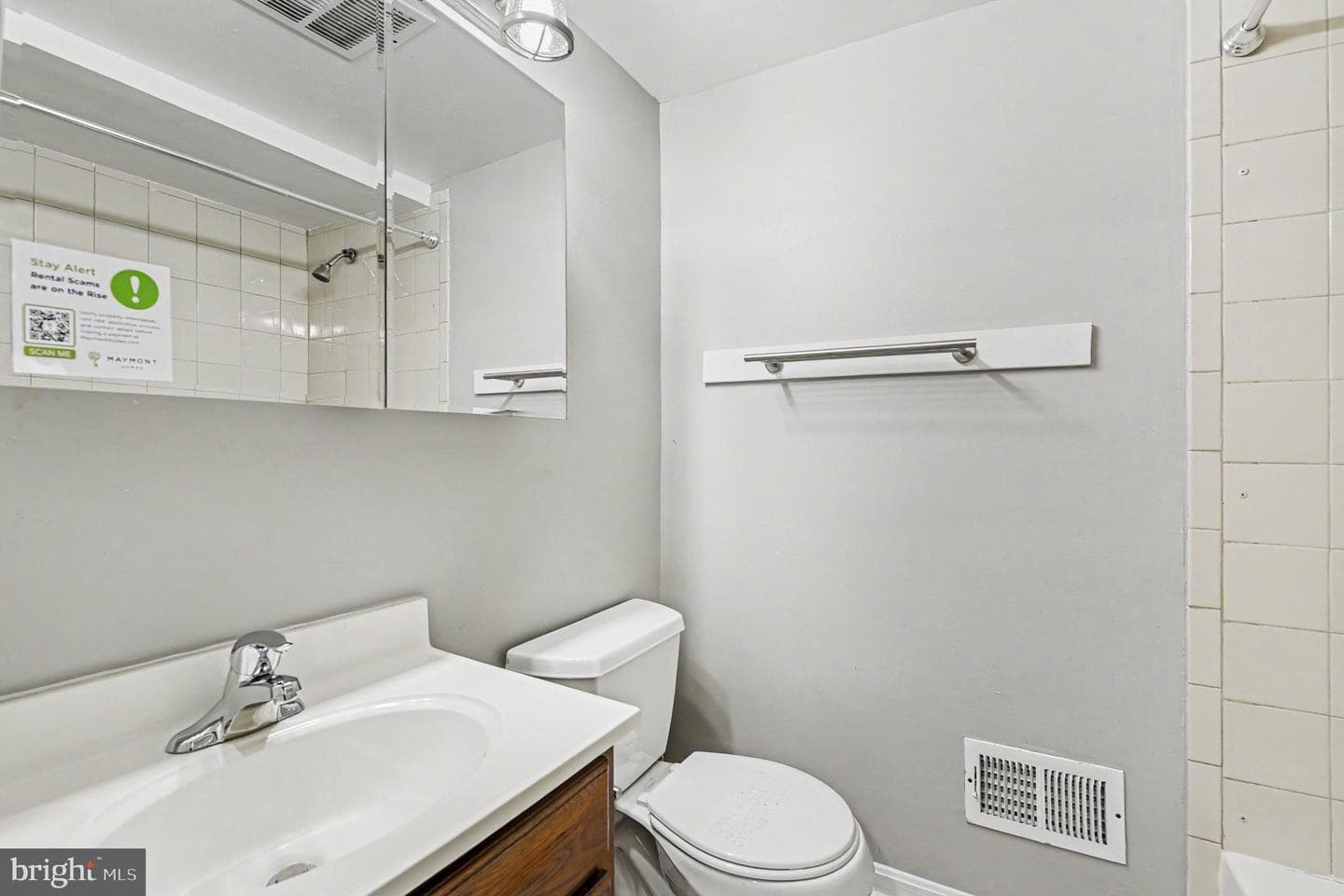 111 E Fort Avenue photo 27