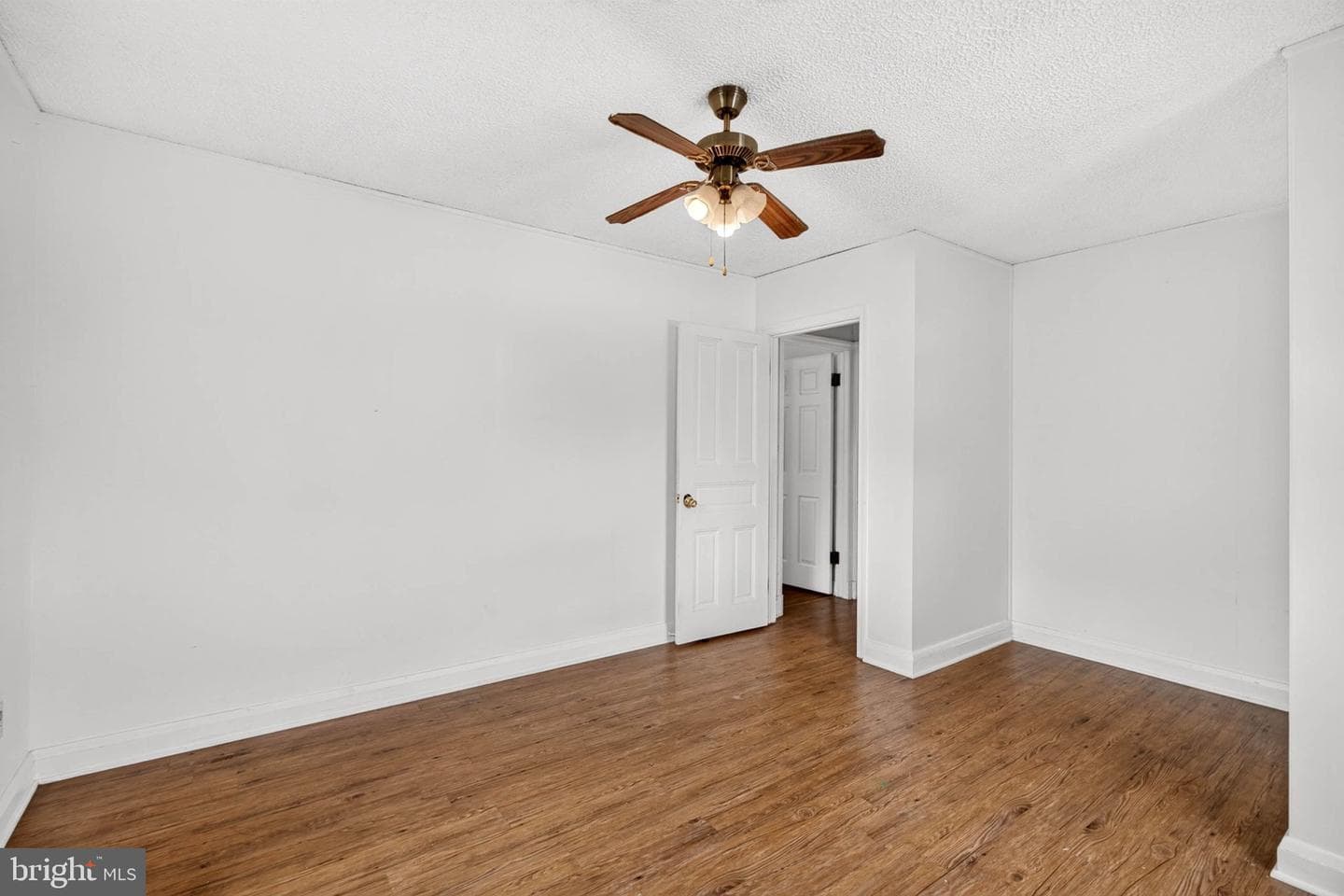 2801 Westfield Avenue photo 15