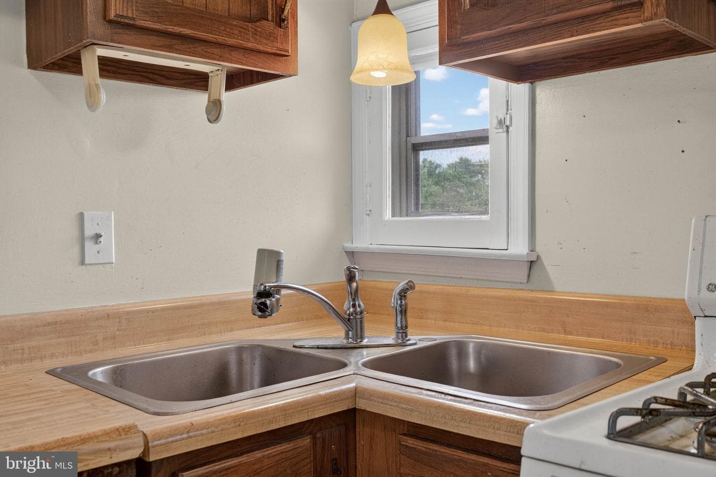 2801 Westfield Avenue photo 35