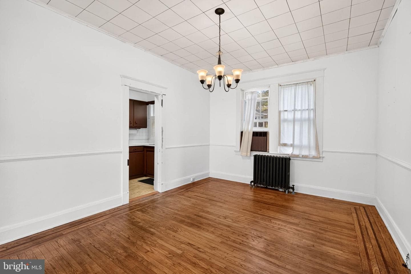 2801 Westfield Avenue photo 9