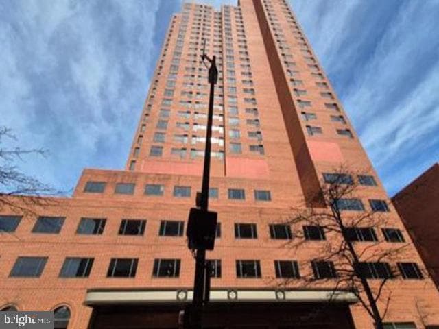 10 E Lee Street #1002-1003 photo 1