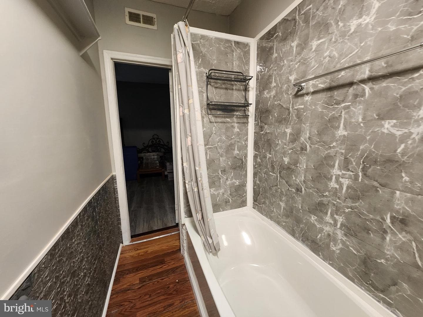 3336 Frederick Avenue photo 22