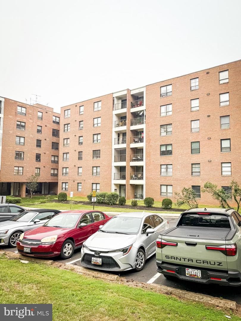 6317 Park Heights Avenue #t7 photo 1