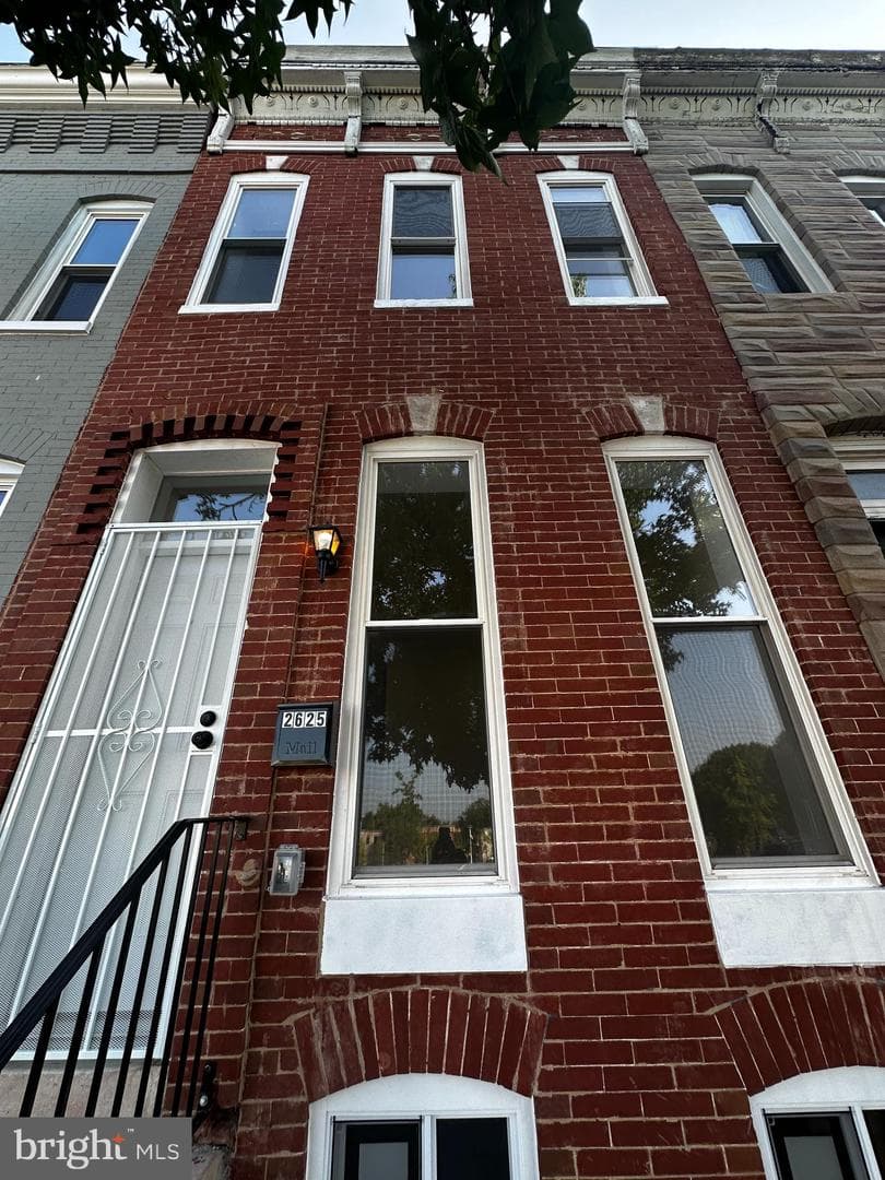 2625 Francis Street photo 1