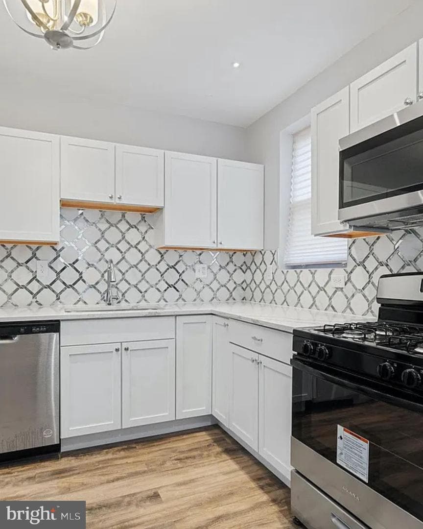 1501 Abbotston Street photo 4
