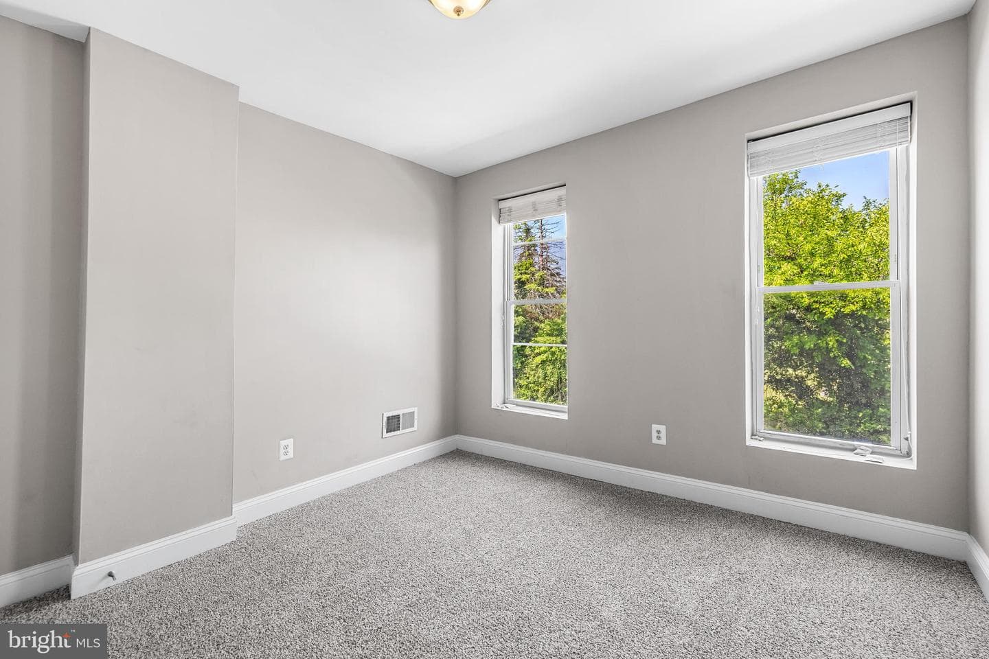 317 Font Hill Avenue photo 14