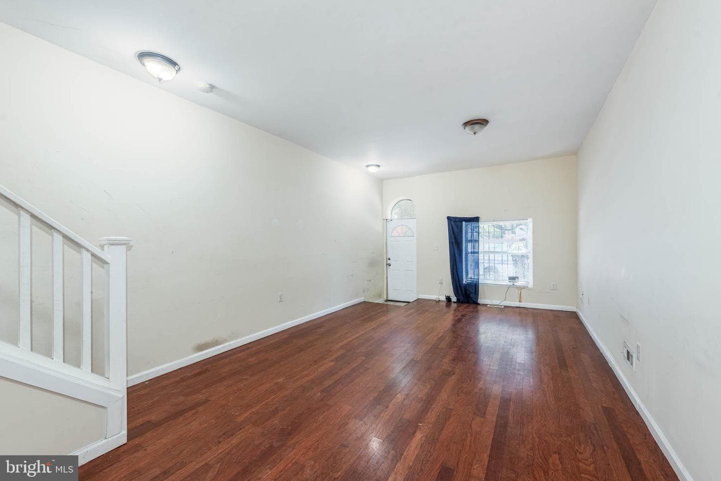 2316 E Madison Street photo 5