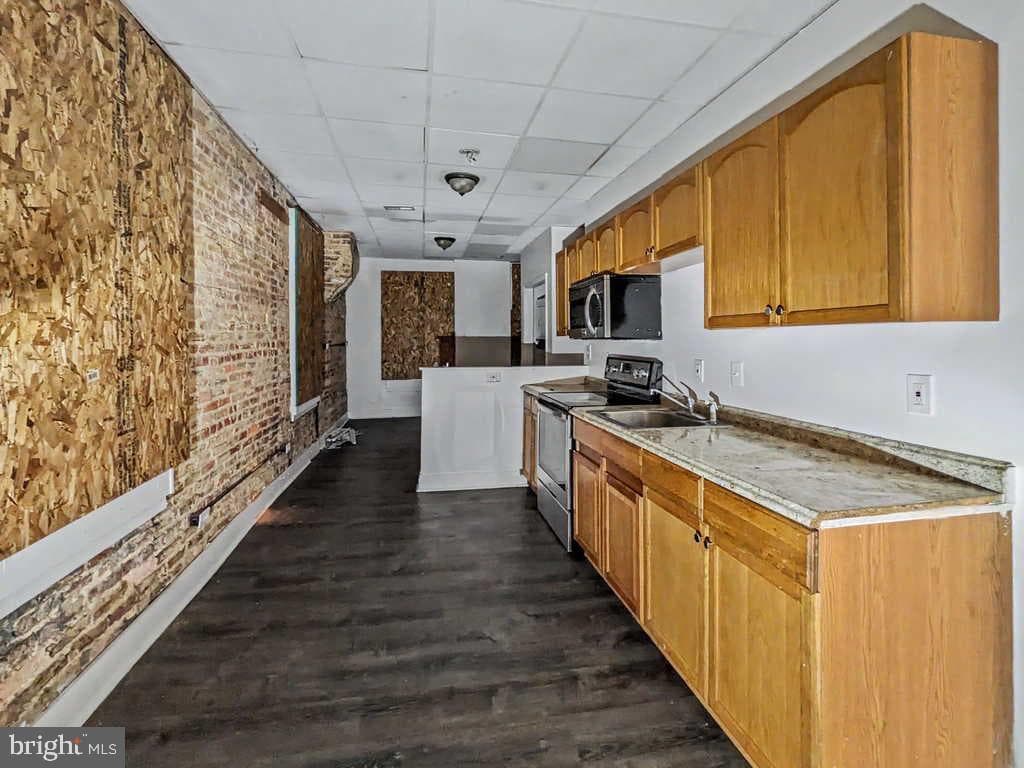 523 Brunswick Street photo 4