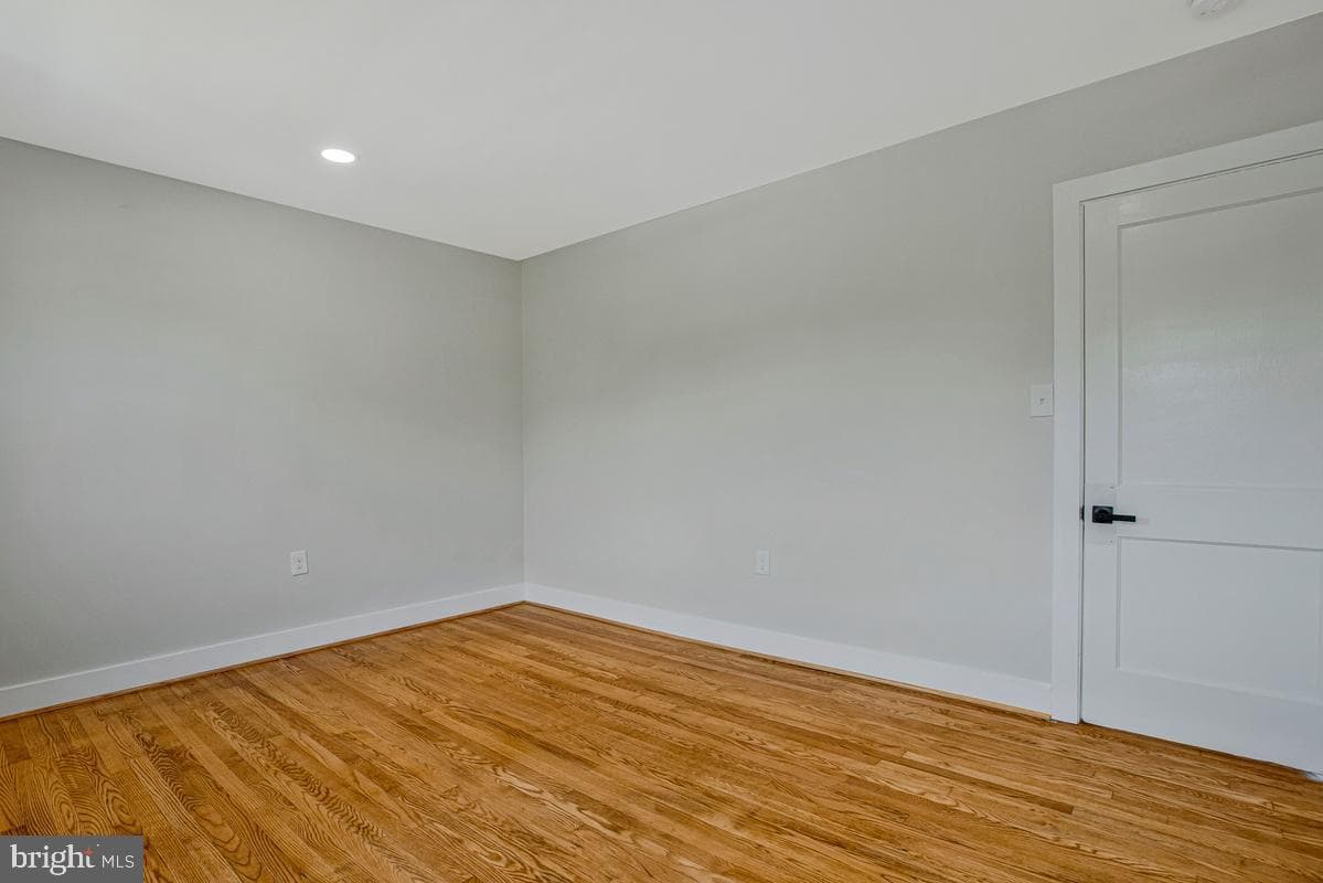 2309 Riggs Avenue photo 18