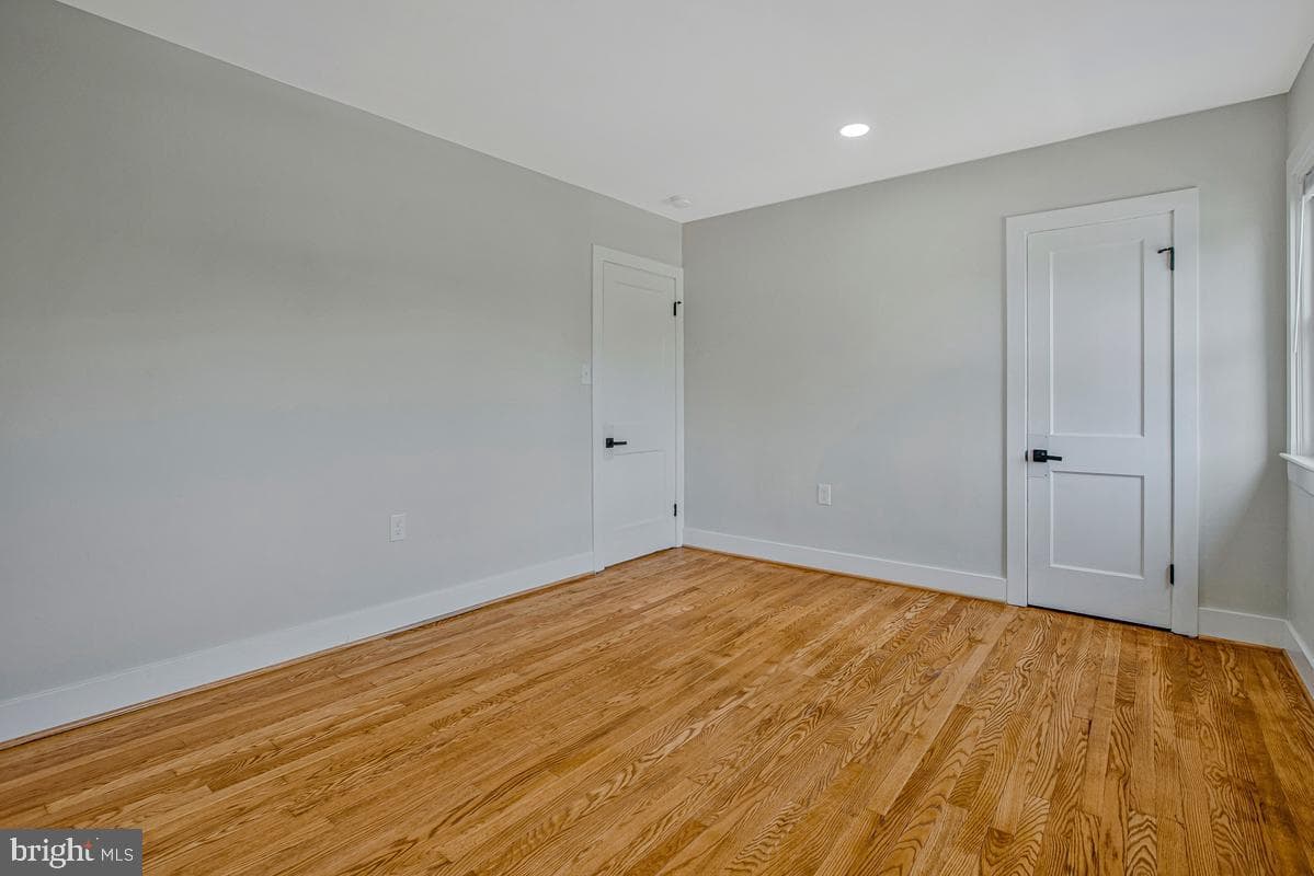 2309 Riggs Avenue photo 19