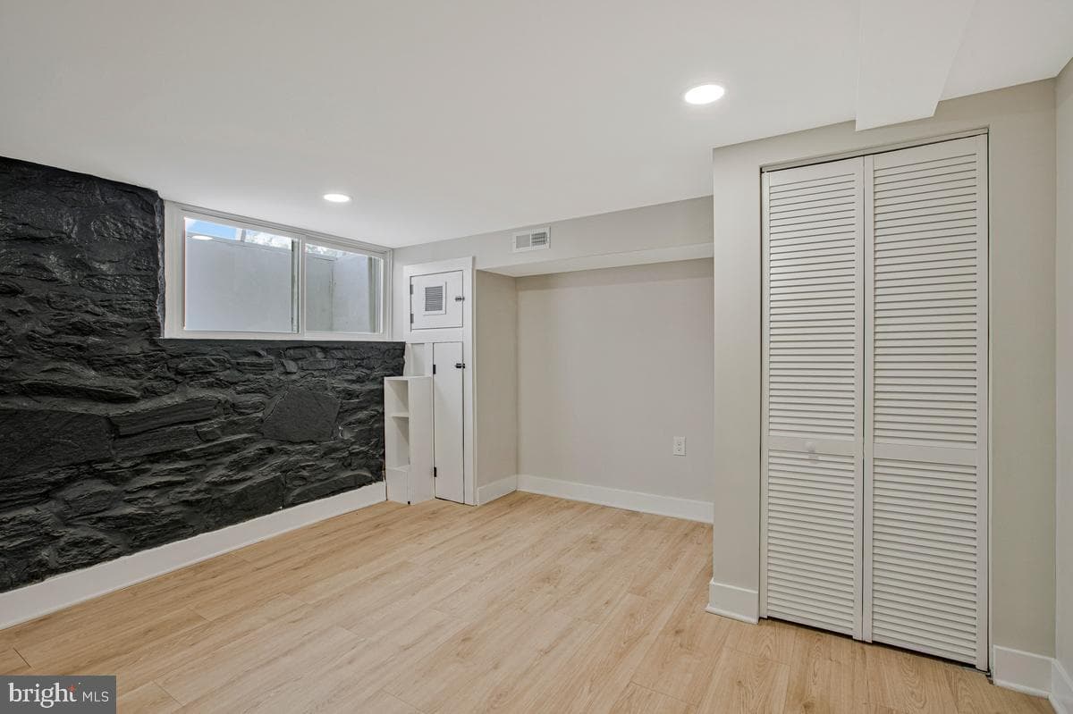 2309 Riggs Avenue photo 26