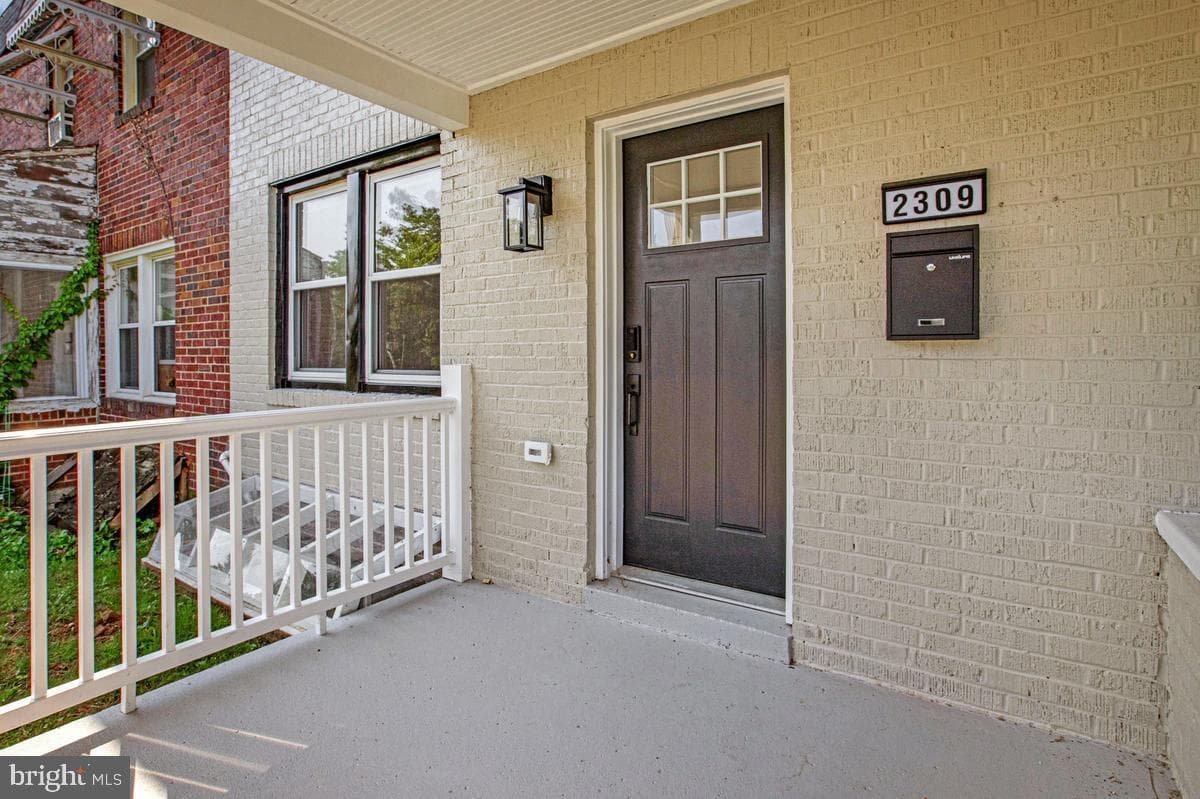 2309 Riggs Avenue photo 4