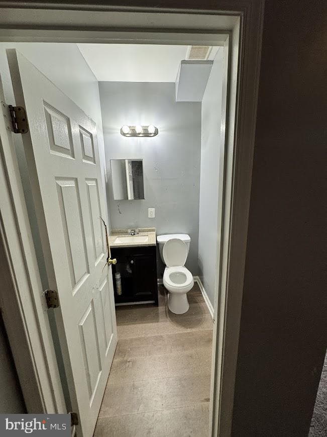907 Bennett photo 8