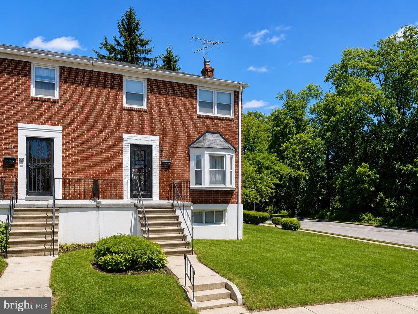 1036 Marlau Drive photo 1
