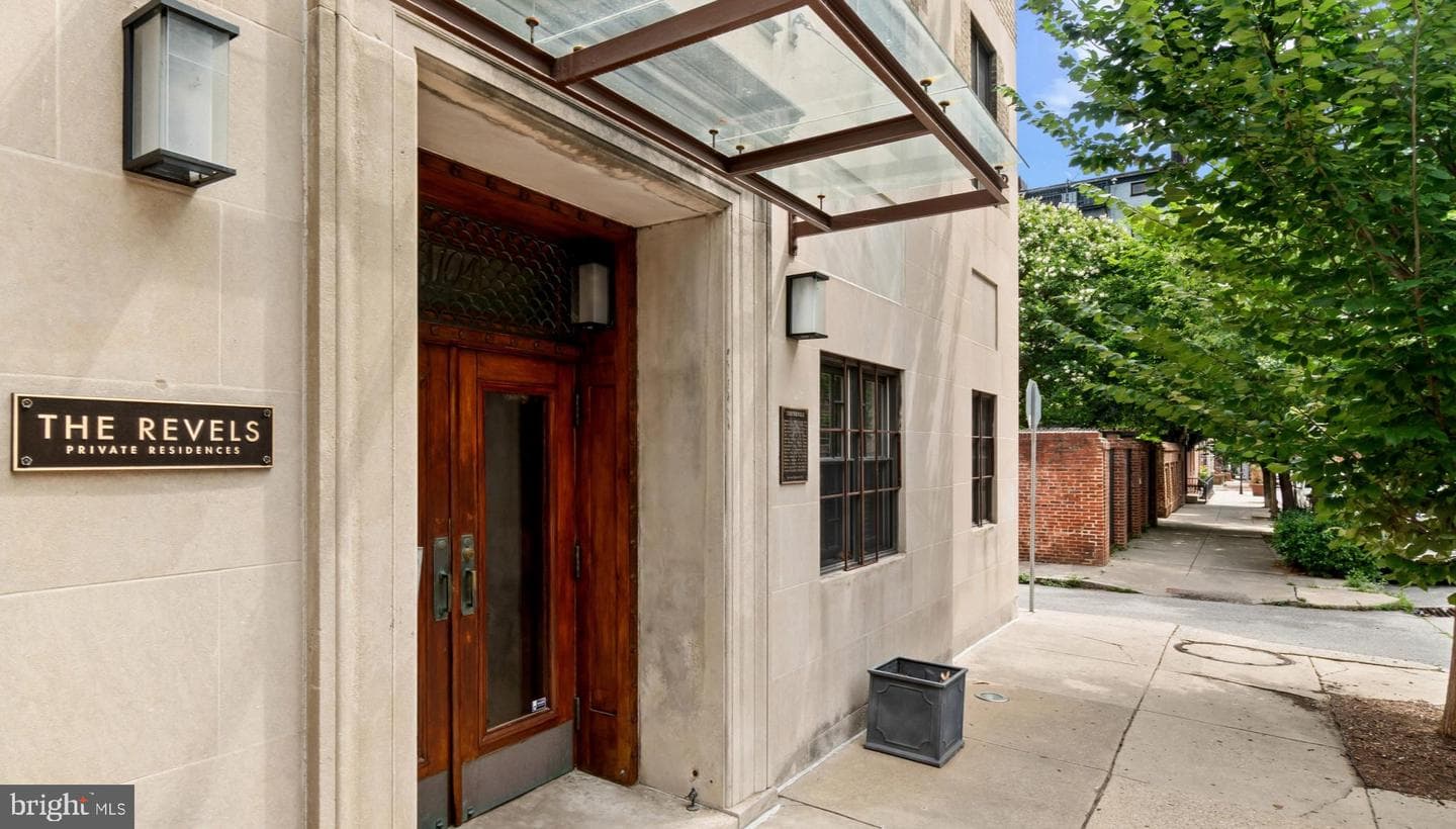 104 W Madison Street #1 photo 1