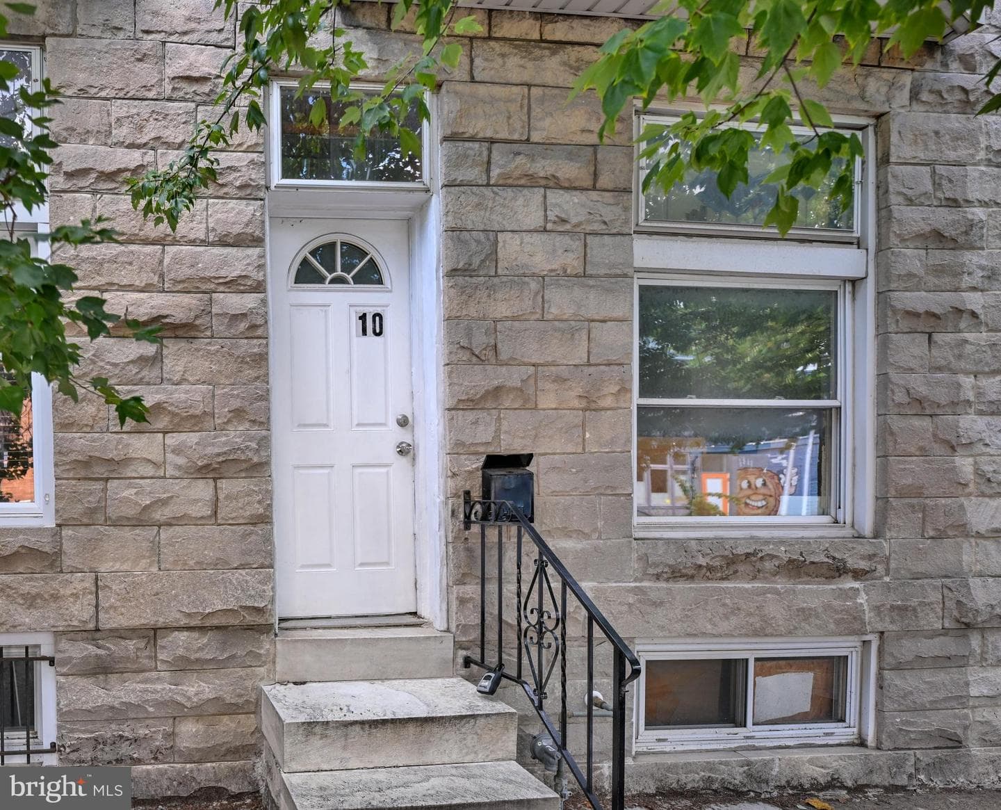 10 S Ellwood Avenue photo 1