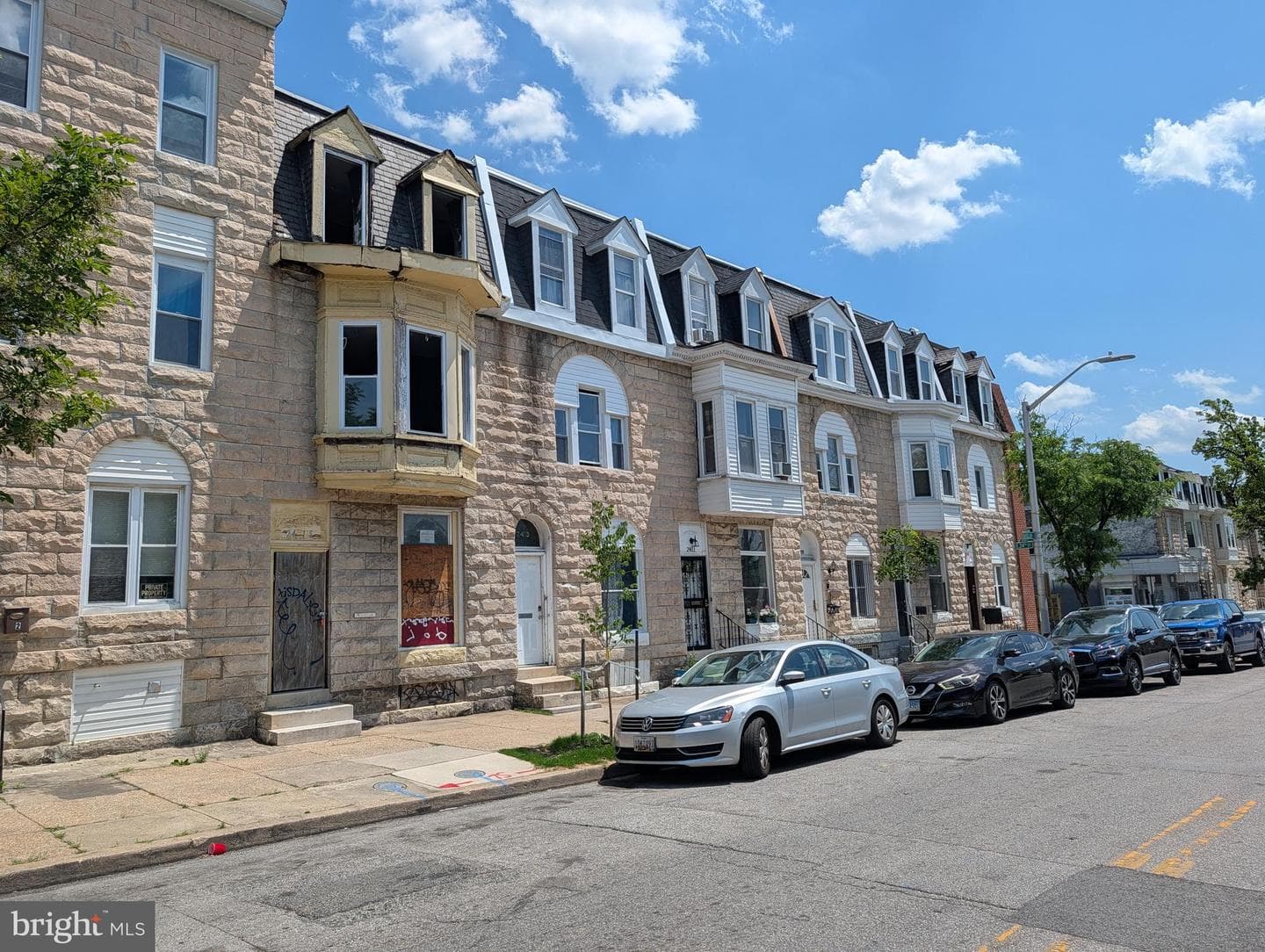 2415 Barclay Street photo 1