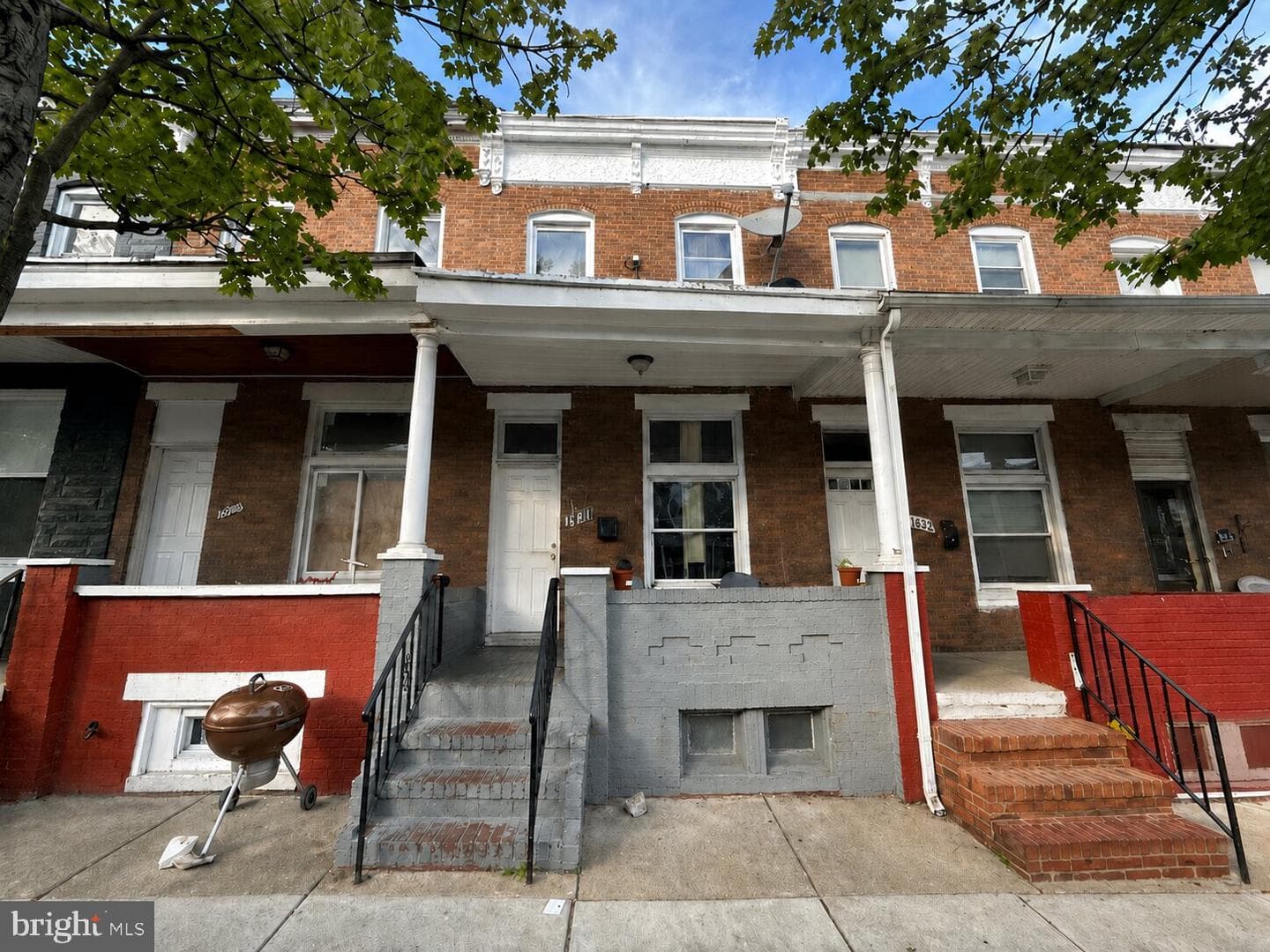 1630 Normal Avenue photo 1