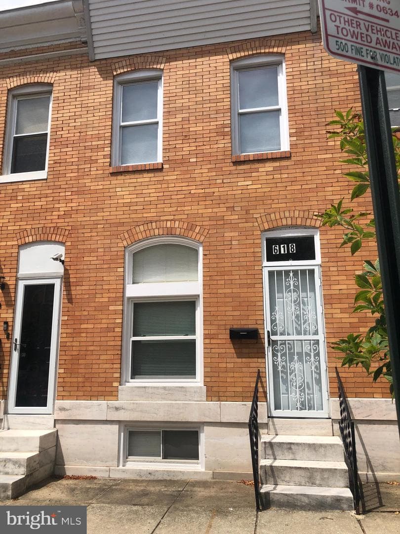 618 S Macon Street photo 1