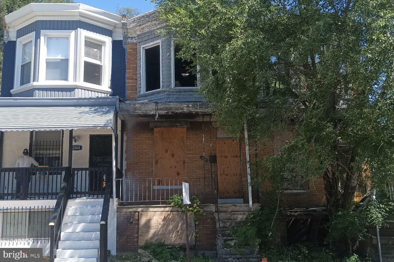 2802 W Lafayette Avenue photo 1