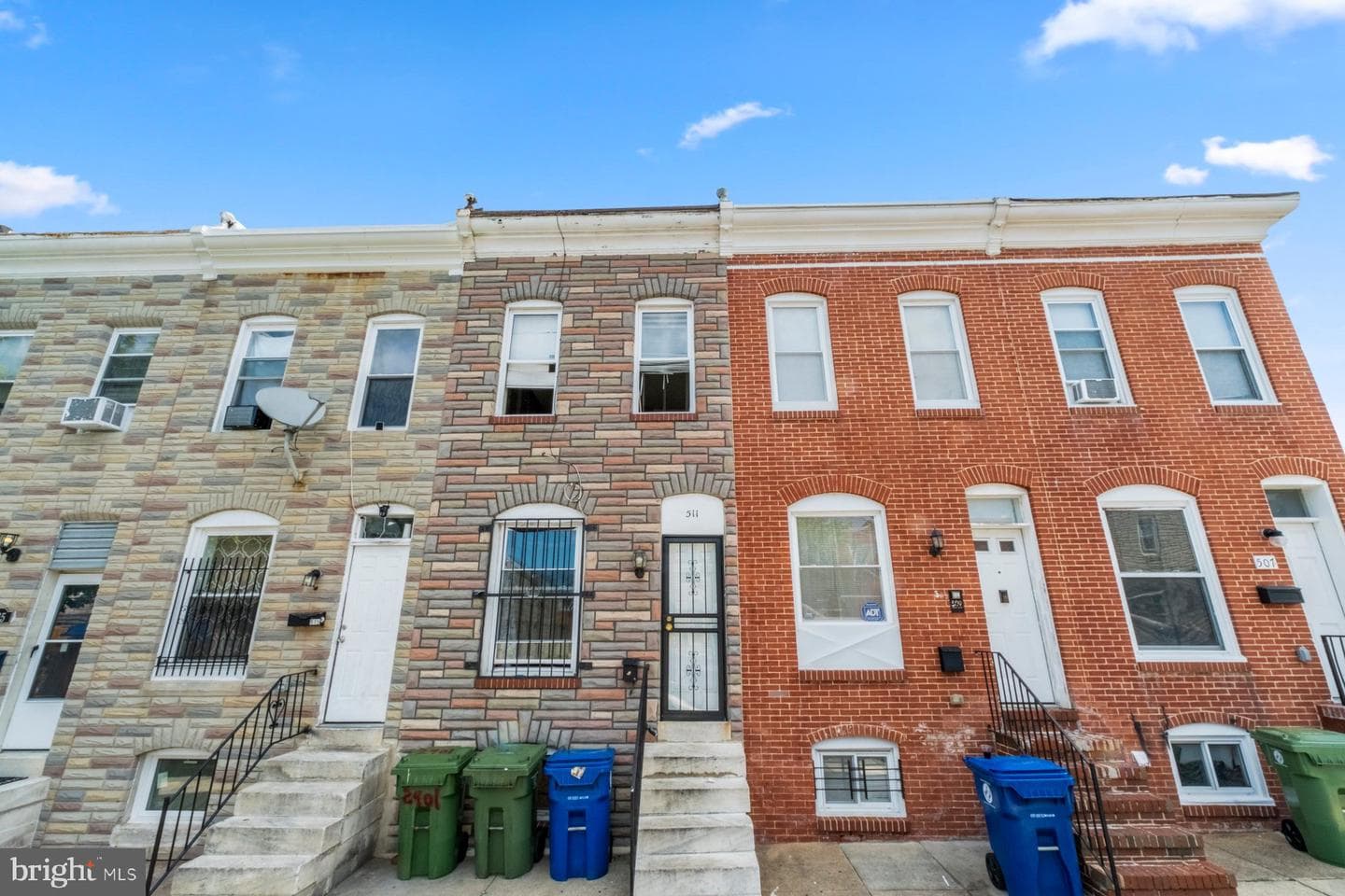 511 N Montford Avenue photo 1