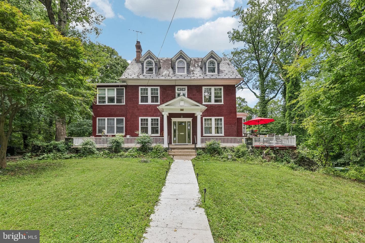 2616 Talbot Road photo 1