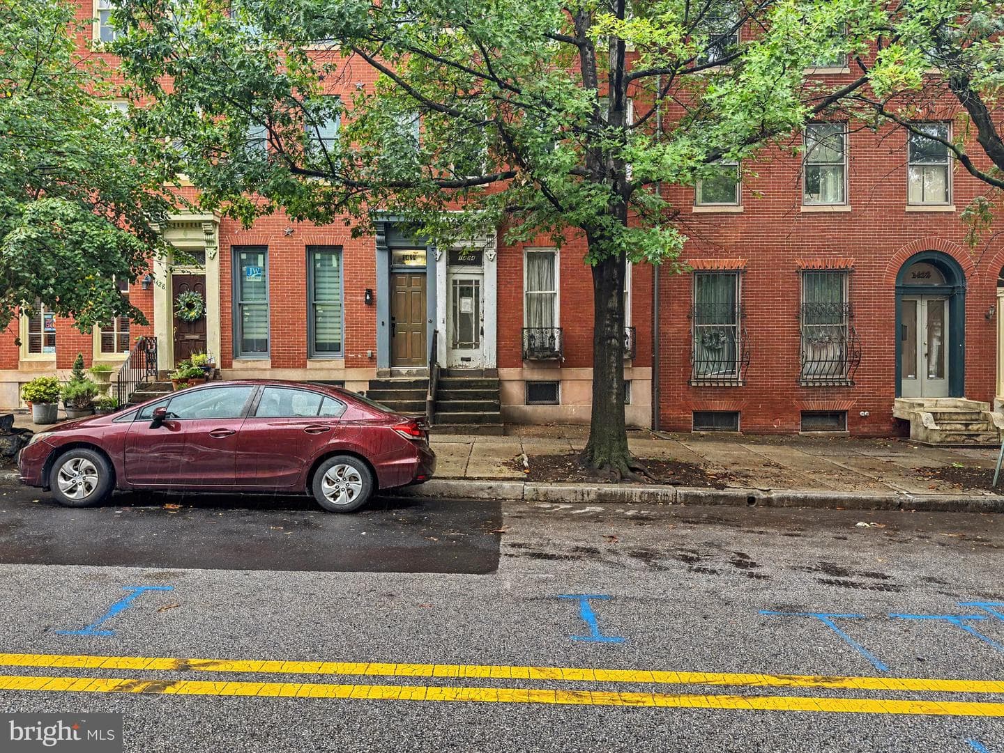 1424 Hollins Street photo 1