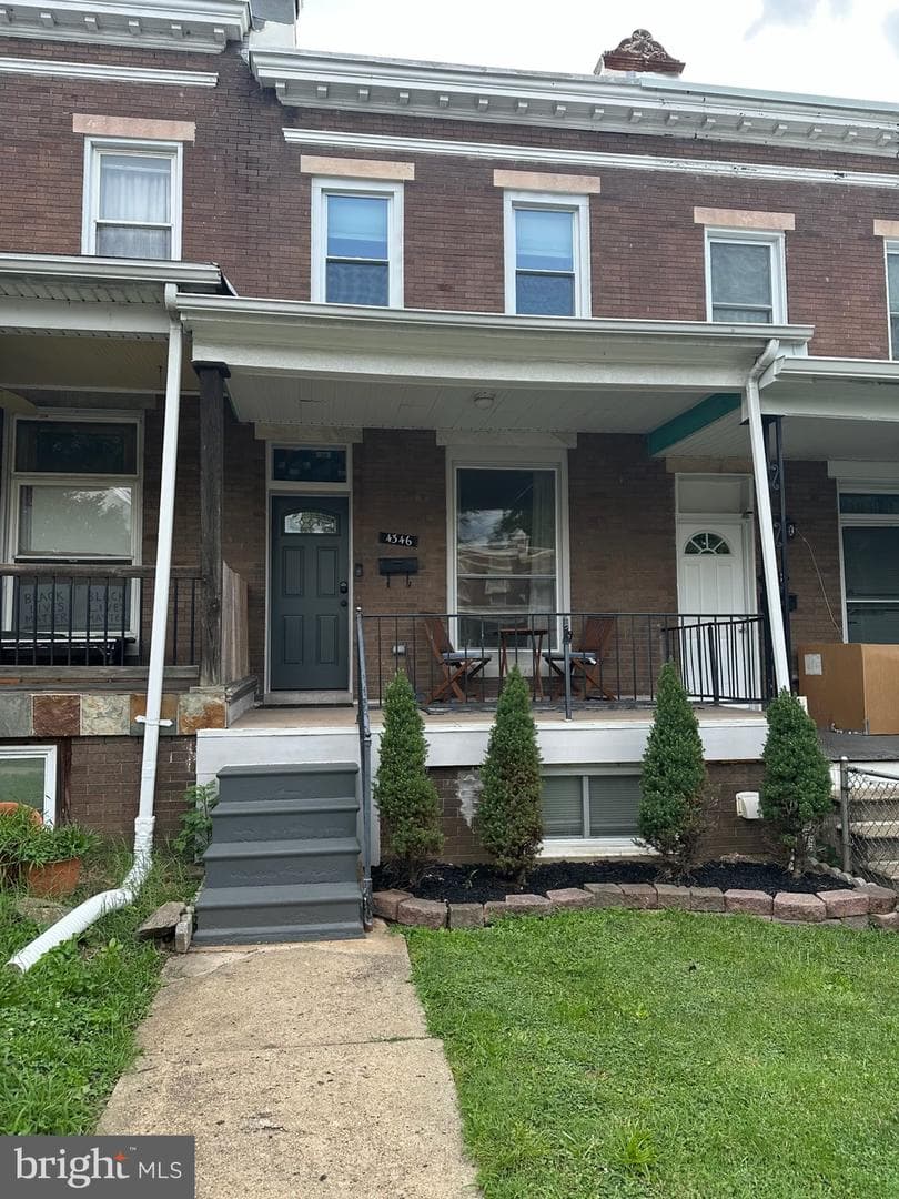 4346 Falls Road photo 1