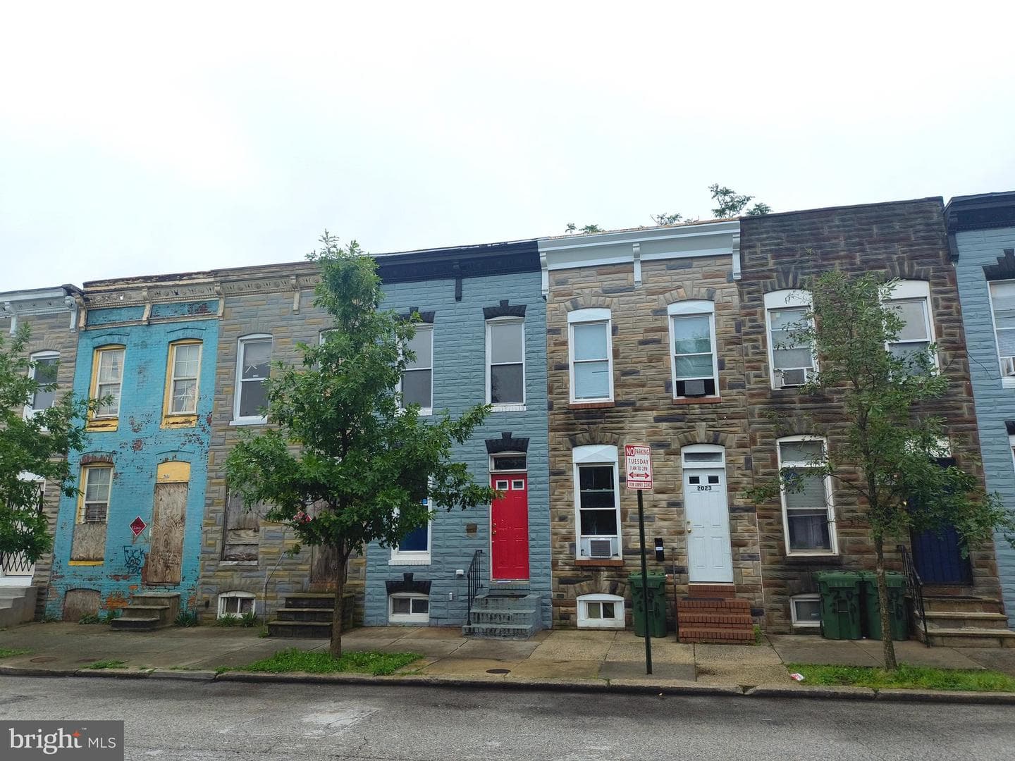2021 Ashton Street photo 1