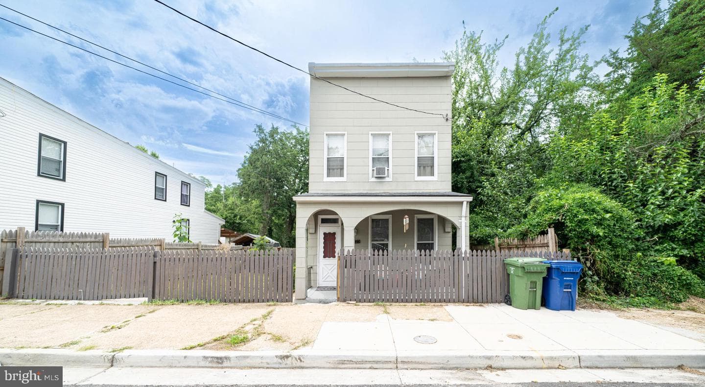 3223 Strickland Street photo 1
