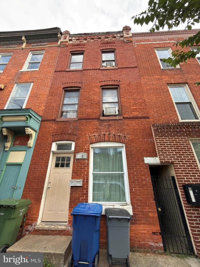 2221 Eastern Avenue photo 1
