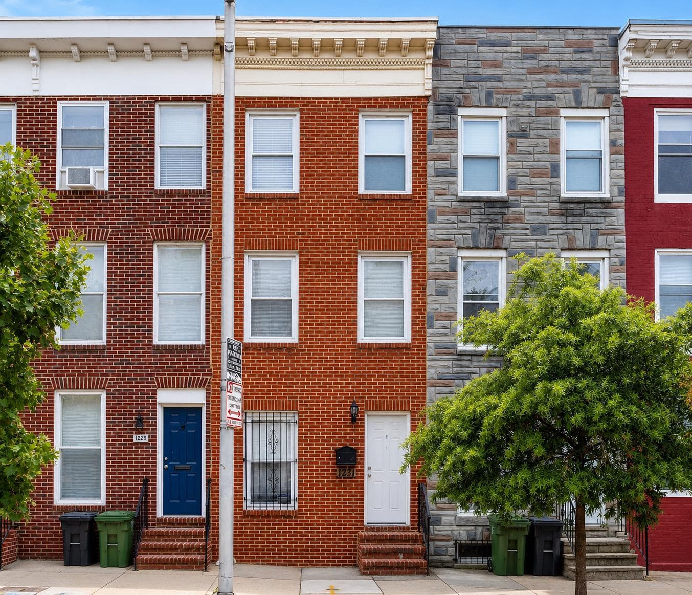 1231 Lombard photo 1