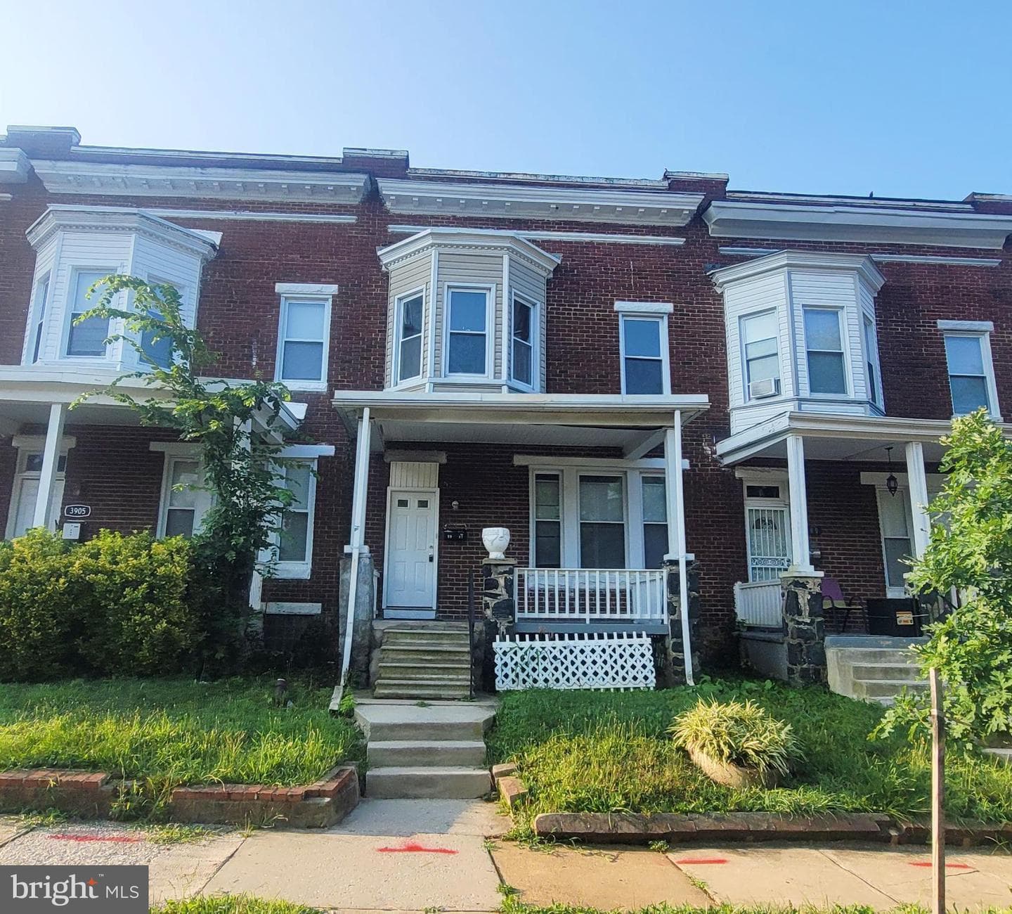3907 Fairview Avenue photo 1