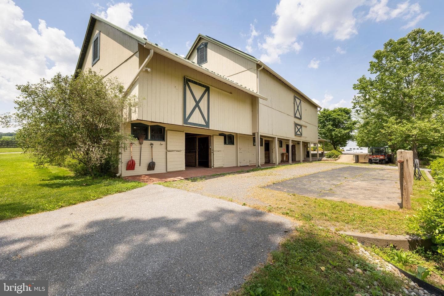 14111 Green Road photo 132