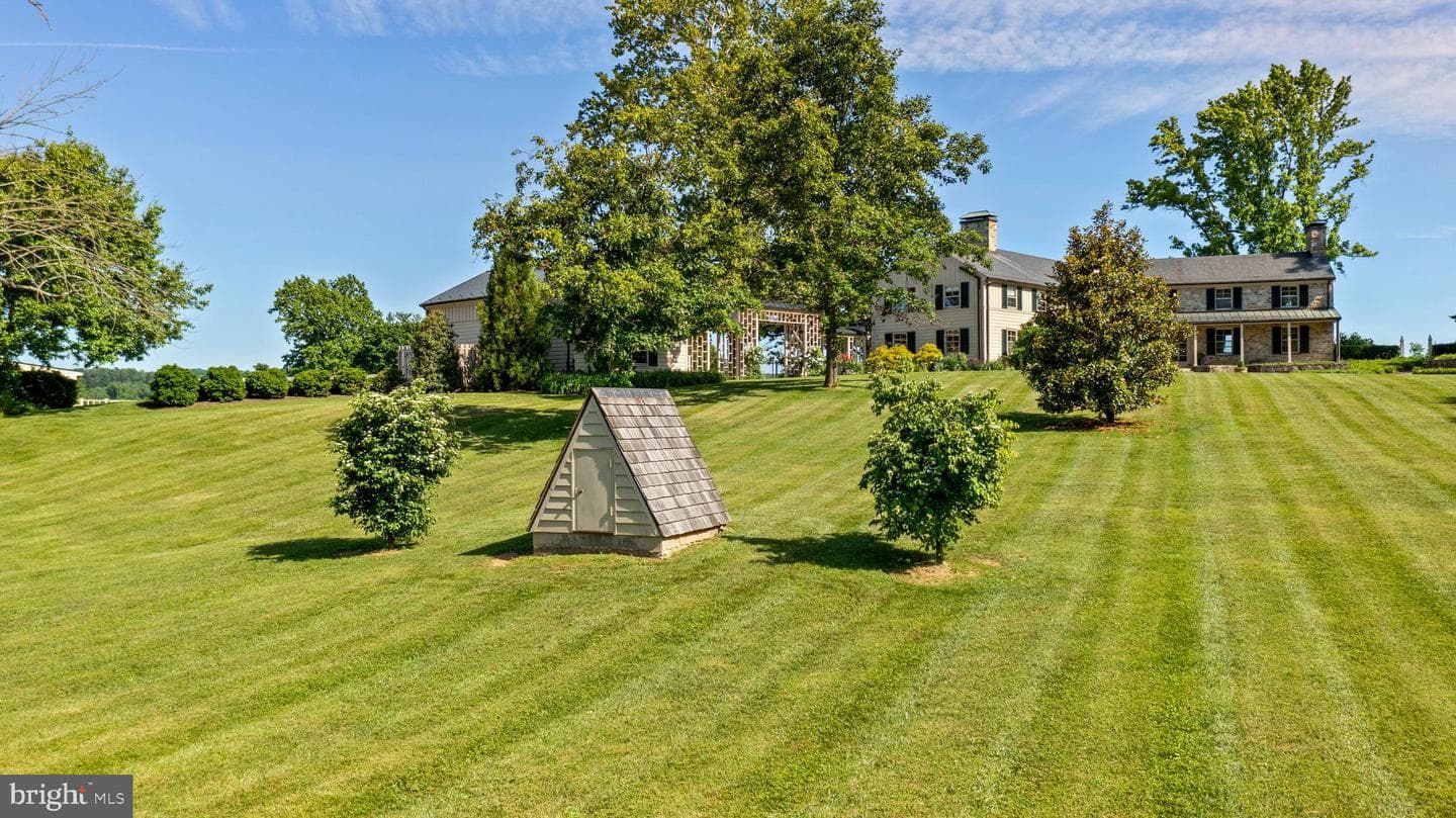 14111 Green Road photo 5