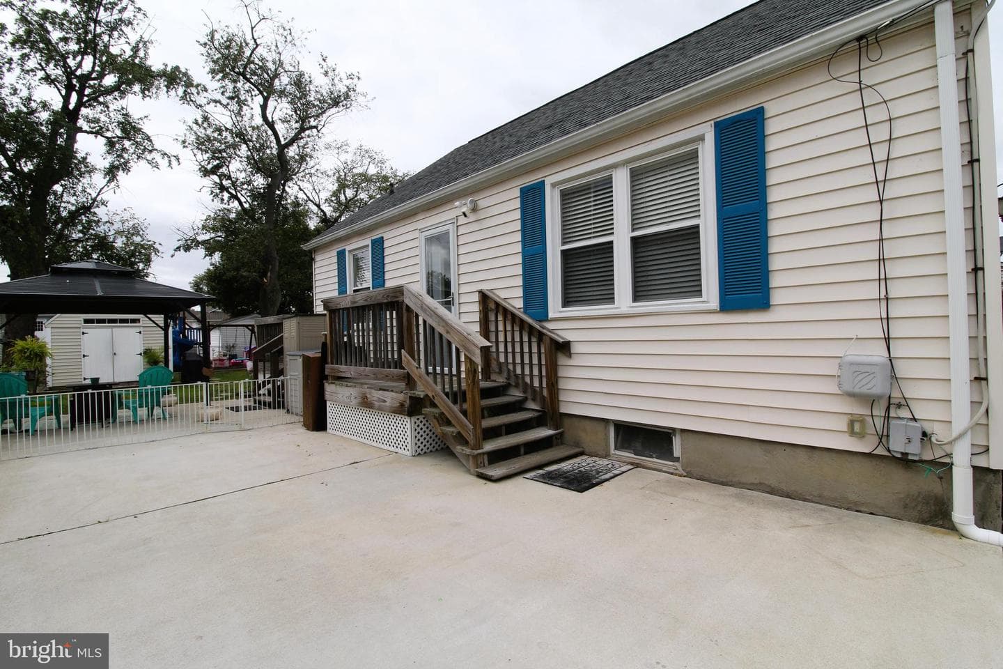 416 S Taylor photo 24