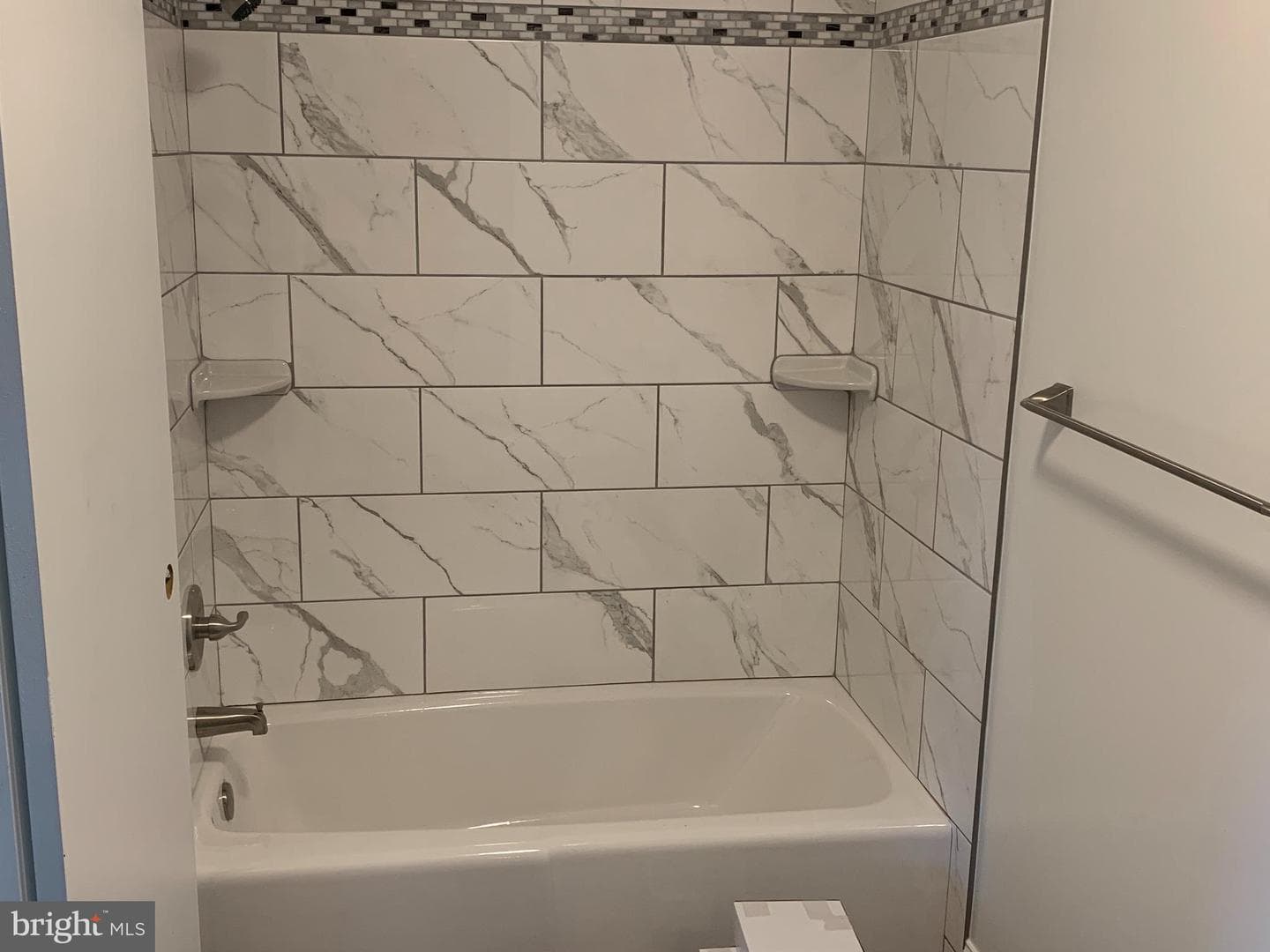 5312 Bangert Street photo 7