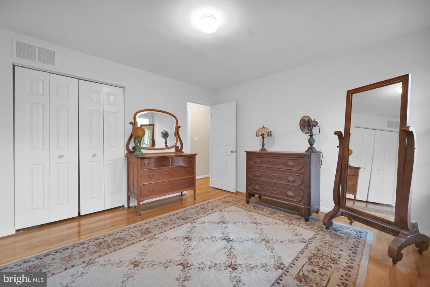 8911 Dogwood Road photo 32