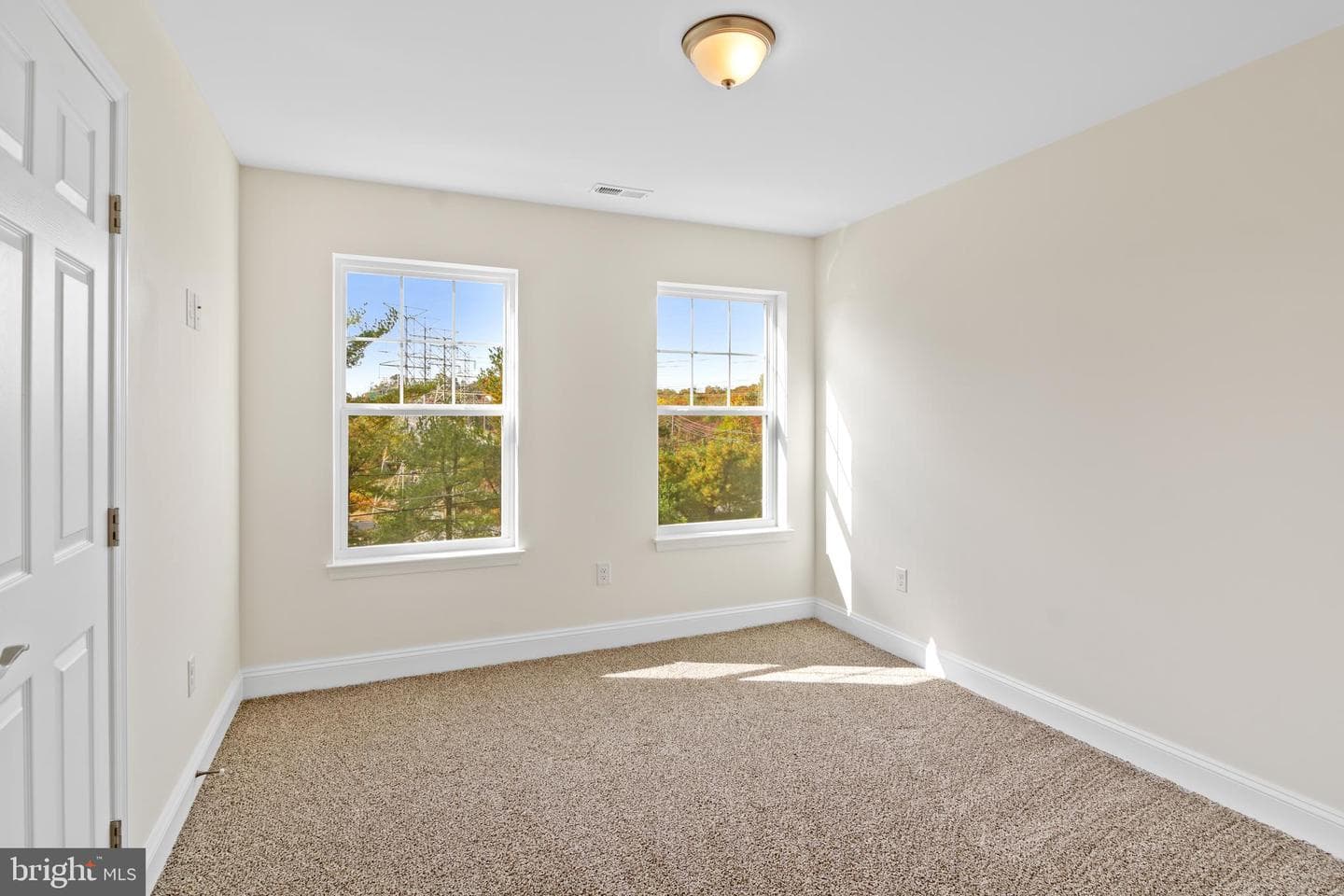 4202 Louisa Avenue photo 21