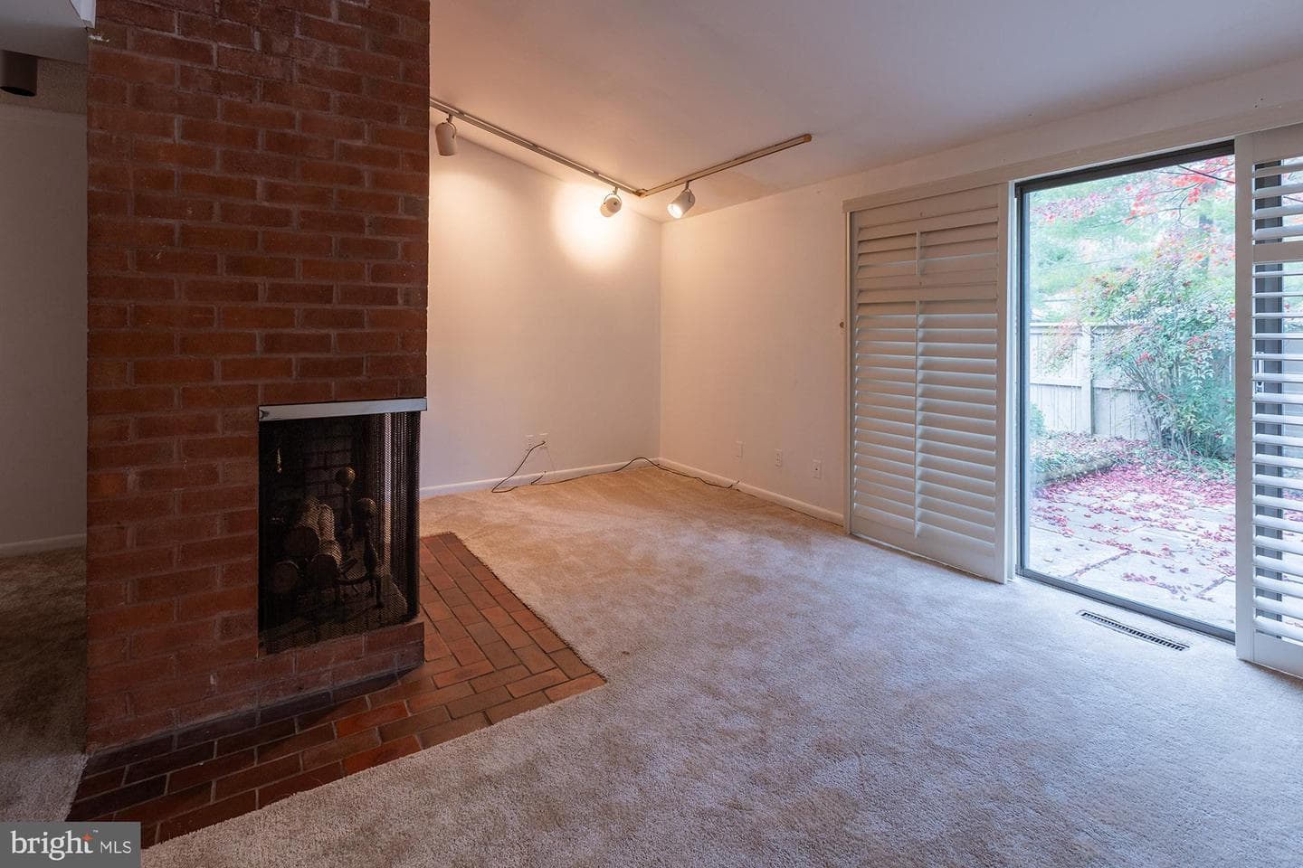 231 Deer Fox Lane photo 7
