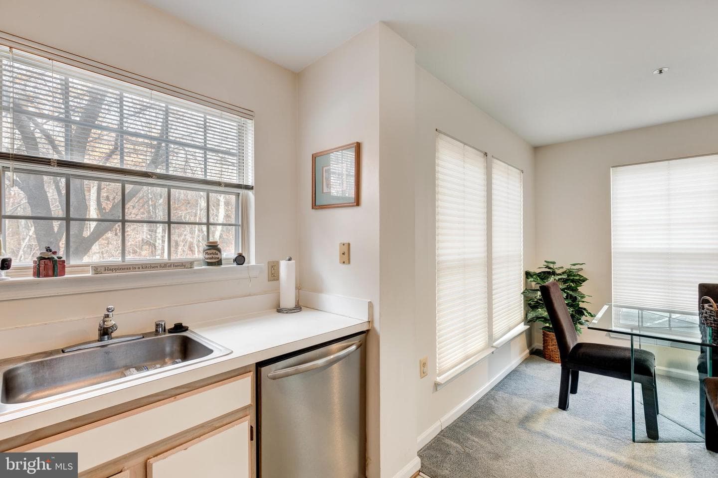 4405 Silverbrook Lane #102 photo 14