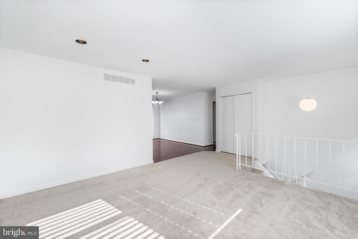 8314 Streamwood Drive photo 5
